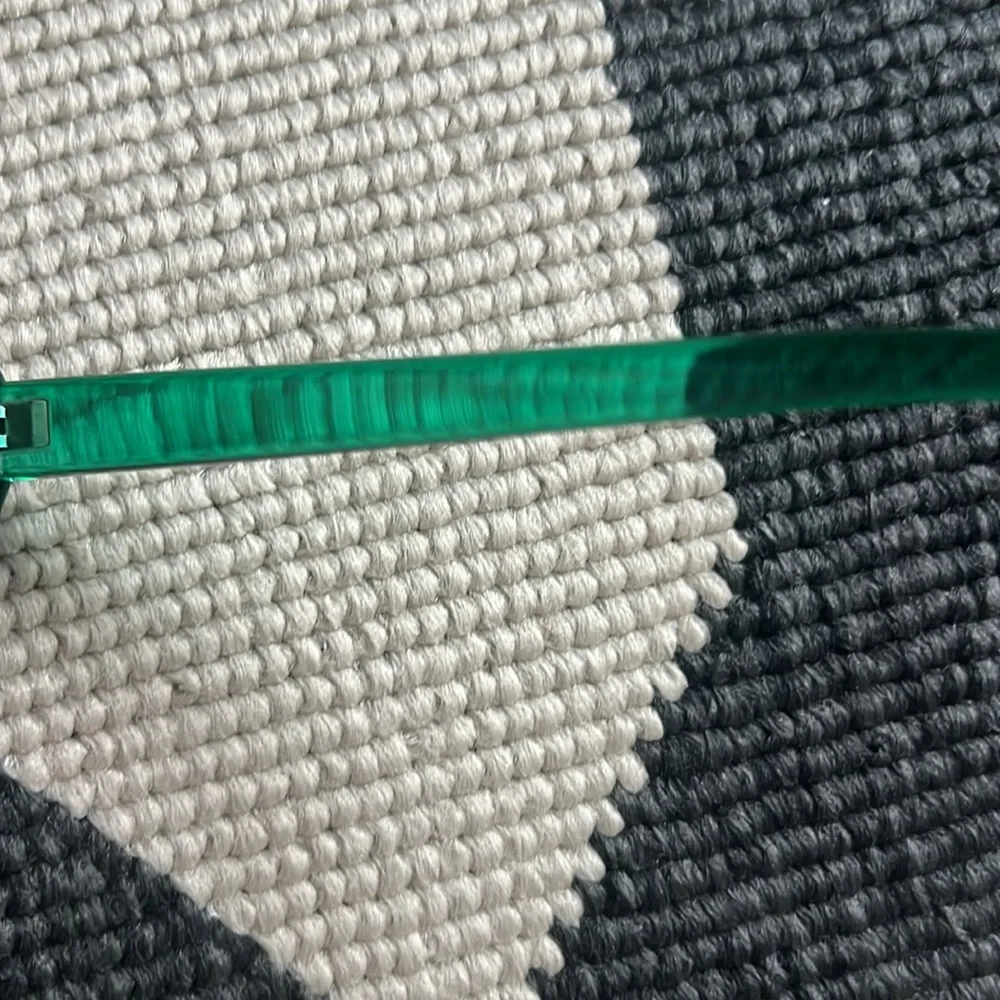 BP Green Crystal Round Cat-eye Sunglasses